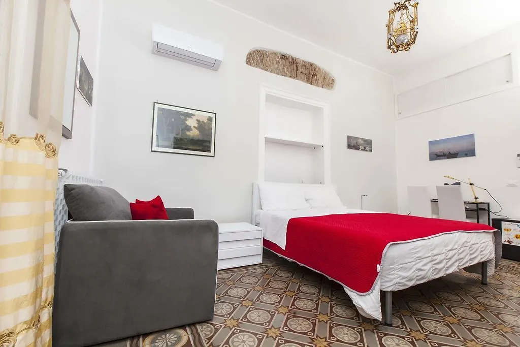 B&B Del Massimo Palermo Oda ve Kahvaltı