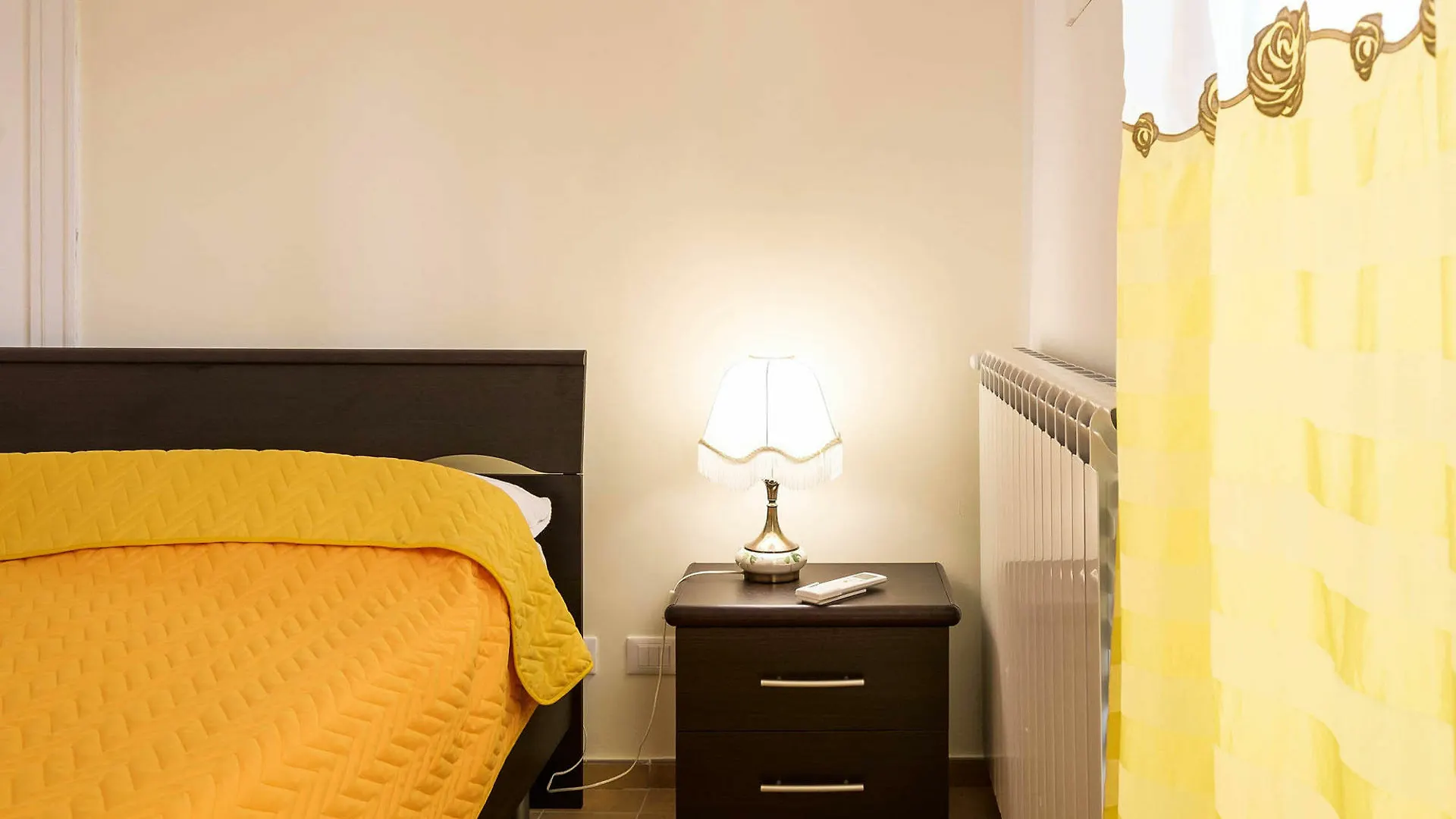 B&B Del Massimo Palermo 3*,